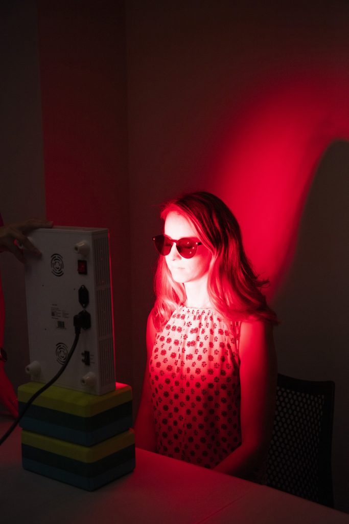women getting red light therapy